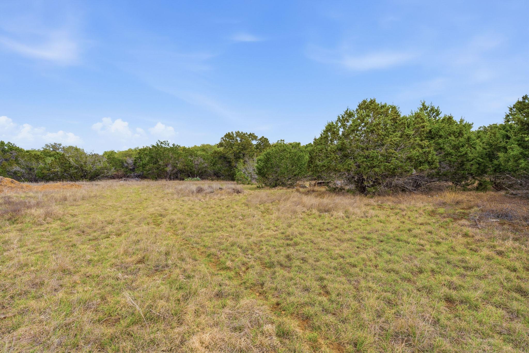 226 Lake Pettit Dr Dr, Canyon Lake, TX 78133