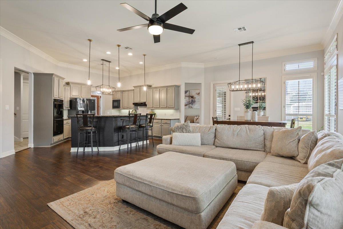 2205 High View Dr, Belton, TX 76513