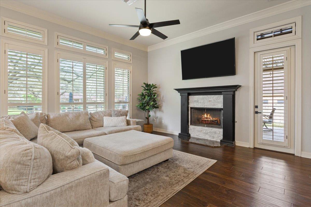 2205 High View Dr, Belton, TX 76513