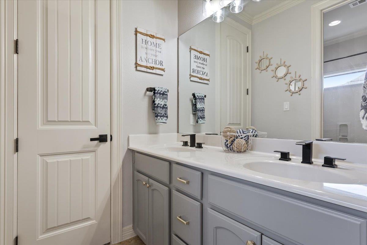 2205 High View Dr, Belton, TX 76513