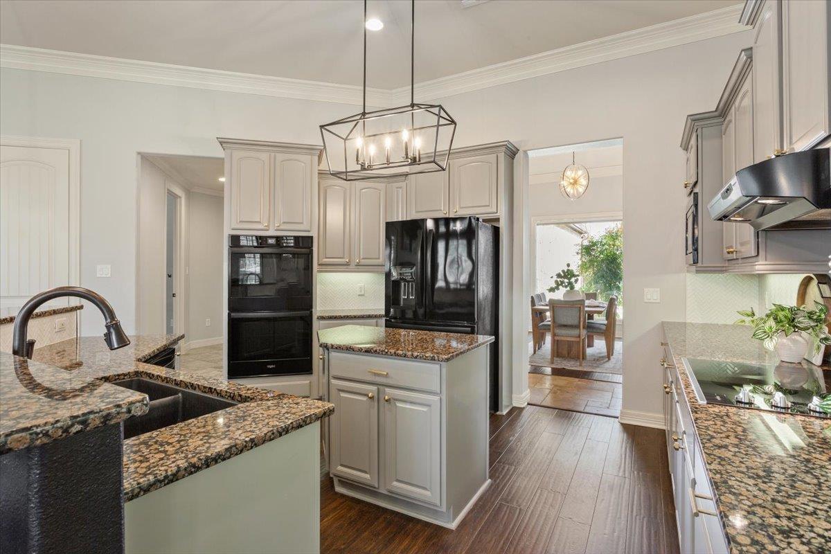 2205 High View Dr, Belton, TX 76513