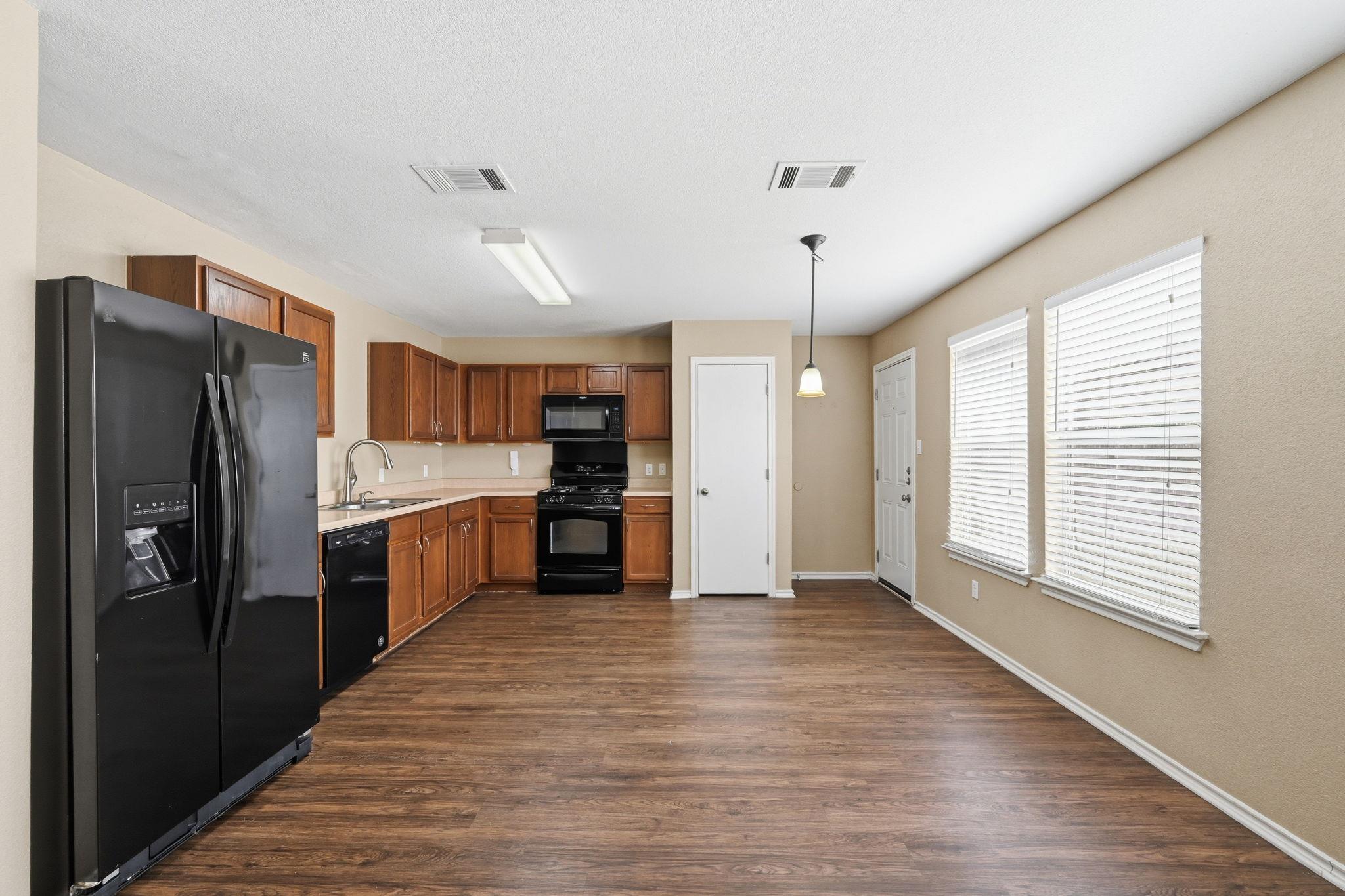 157 Pebble Creek Ln, Buda, TX 78610