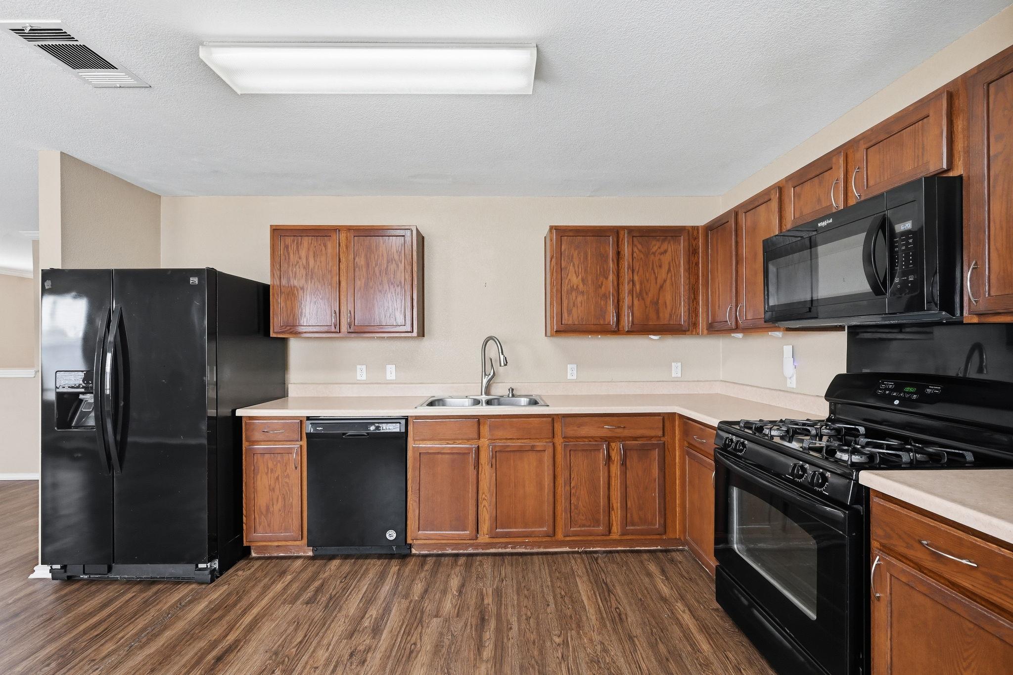 157 Pebble Creek Ln, Buda, TX 78610