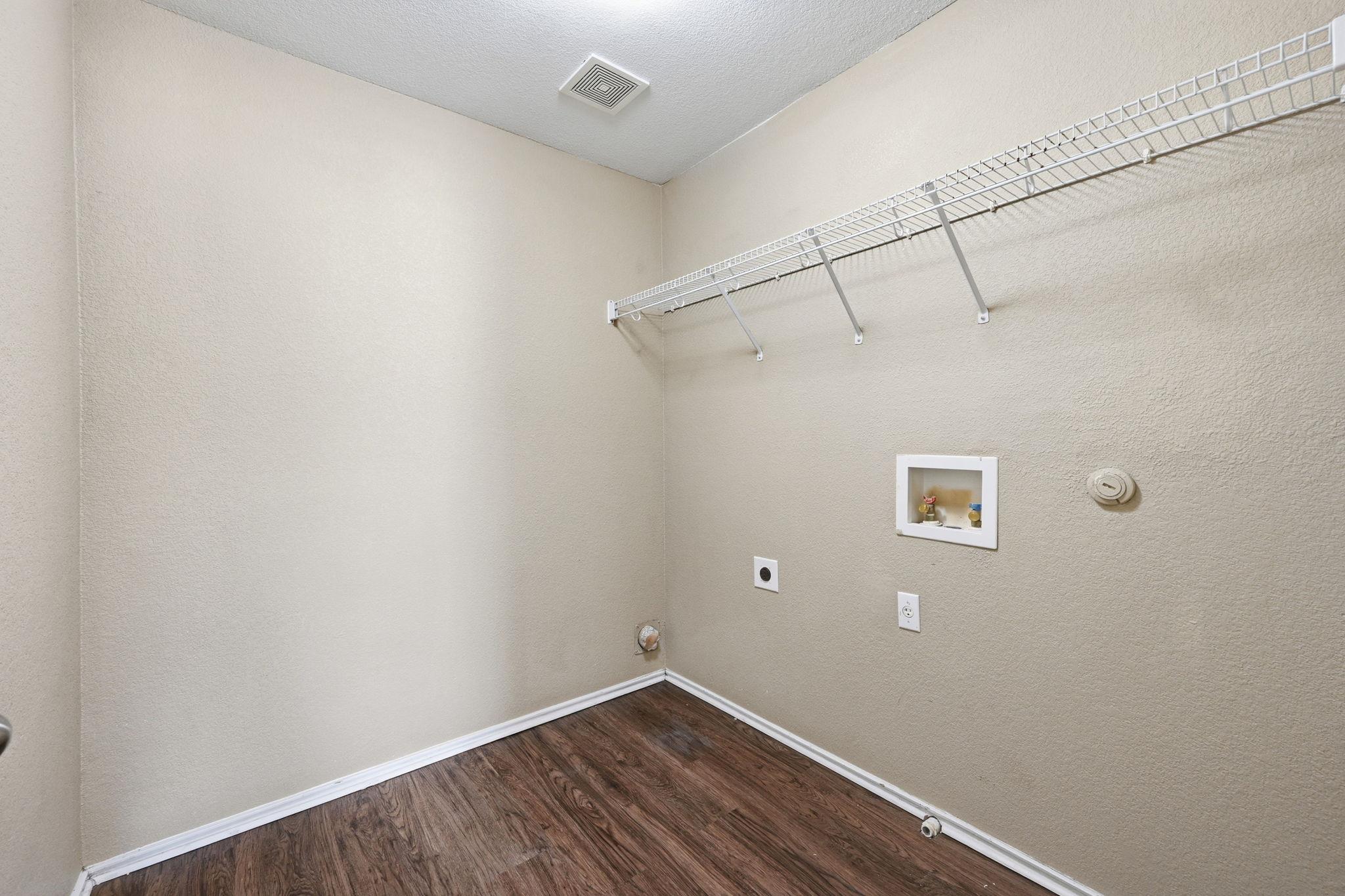 157 Pebble Creek Ln, Buda, TX 78610