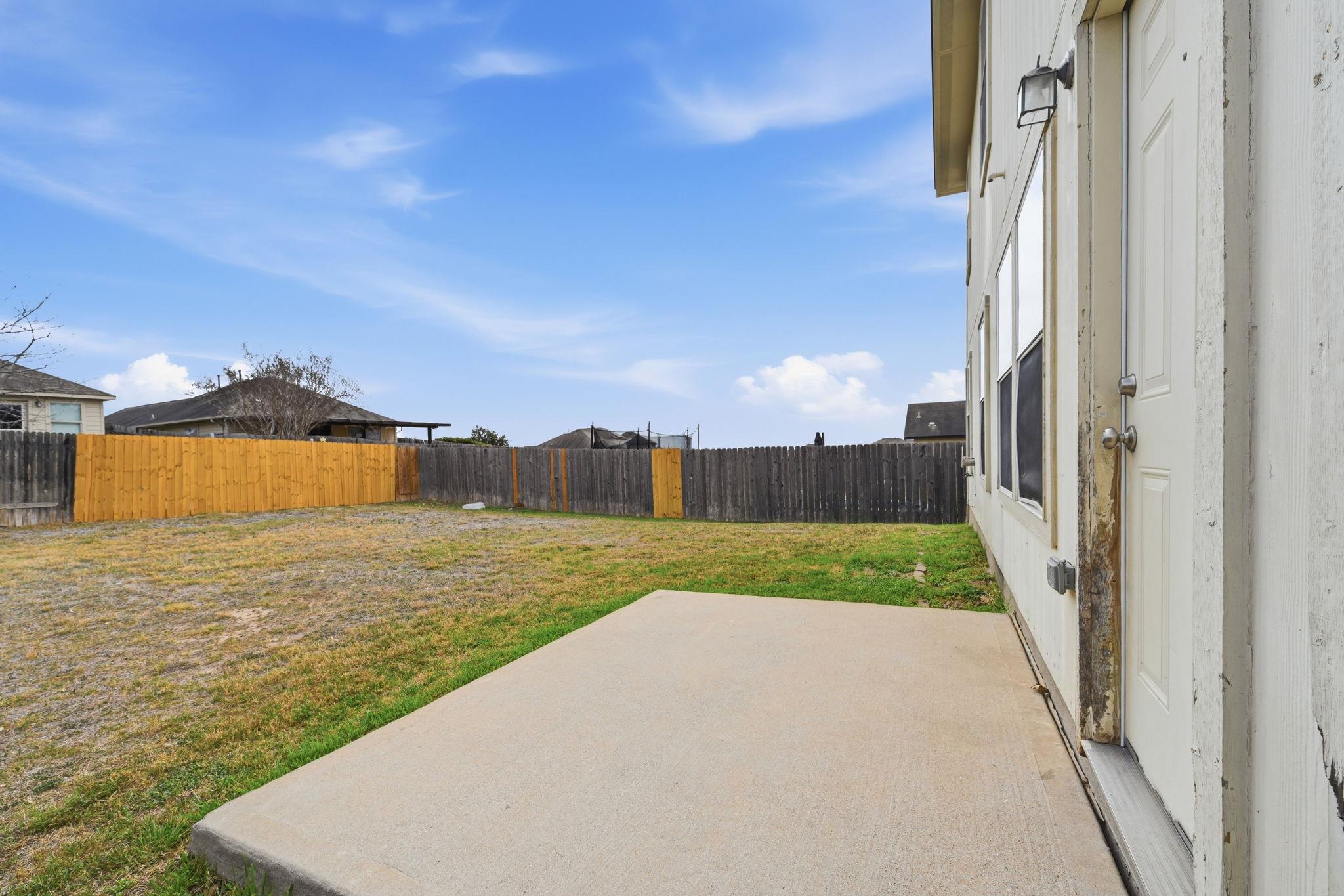 157 Pebble Creek Ln, Buda, TX 78610
