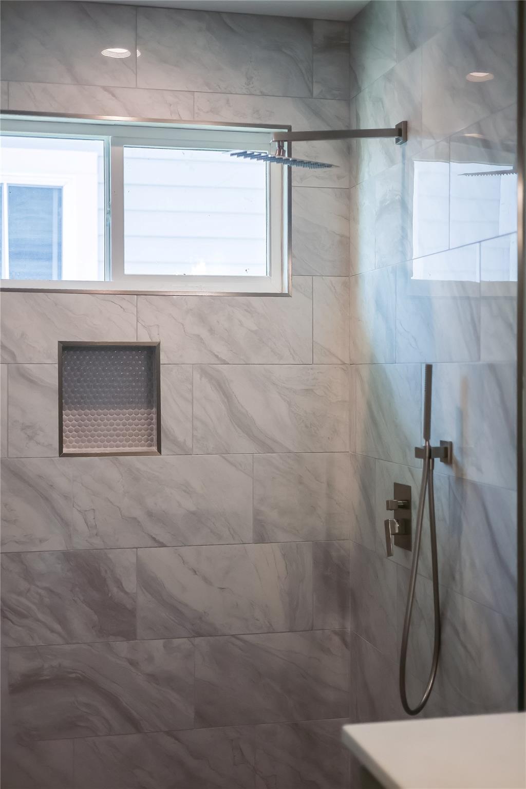 20502 Bonanza St # 2, Lago Vista, TX 78645