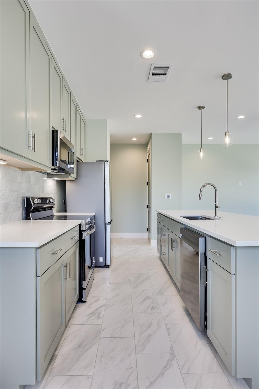 20502 Bonanza St # 2, Lago Vista, TX 78645