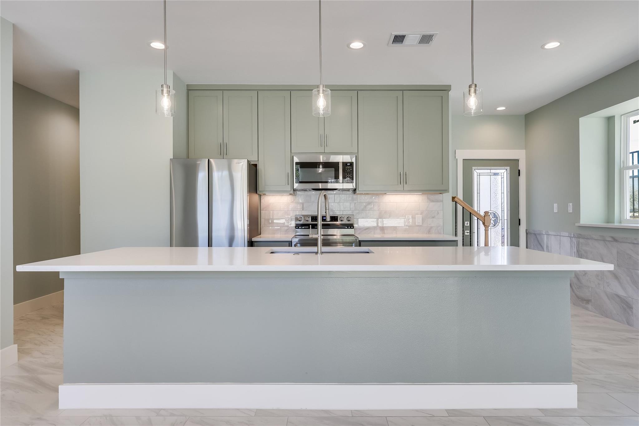 20502 Bonanza St # 2, Lago Vista, TX 78645