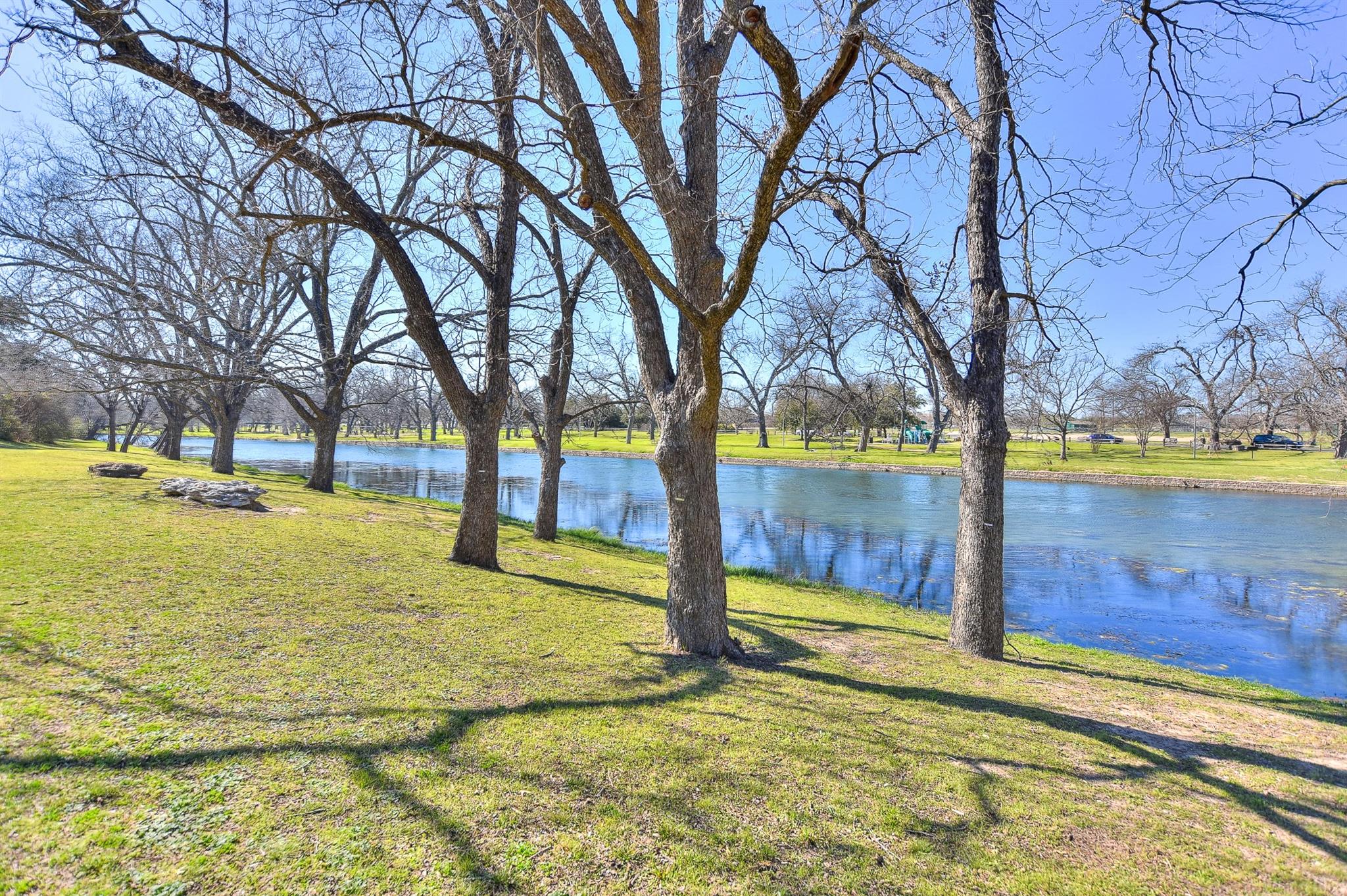 1205 S Main St, Georgetown, TX 78626