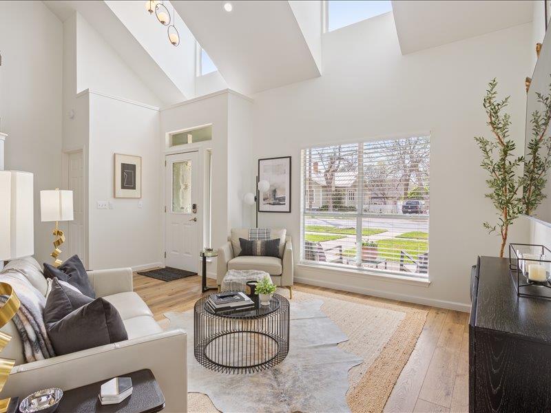 1205 S Main St, Georgetown, TX 78626