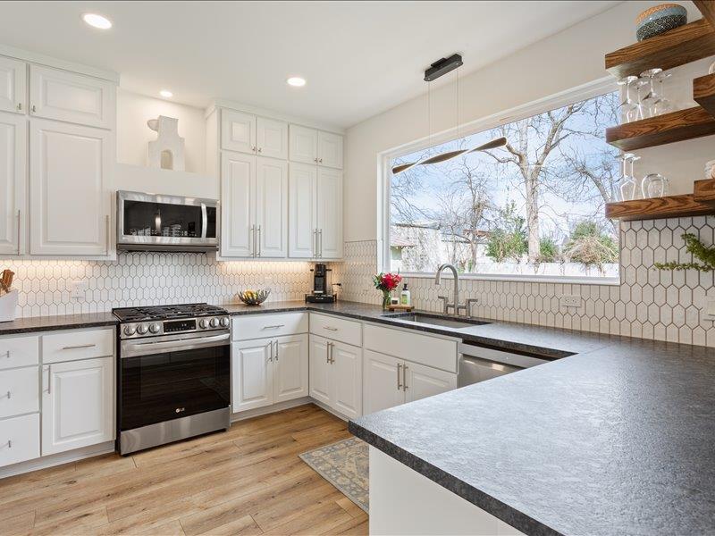 1205 S Main St, Georgetown, TX 78626