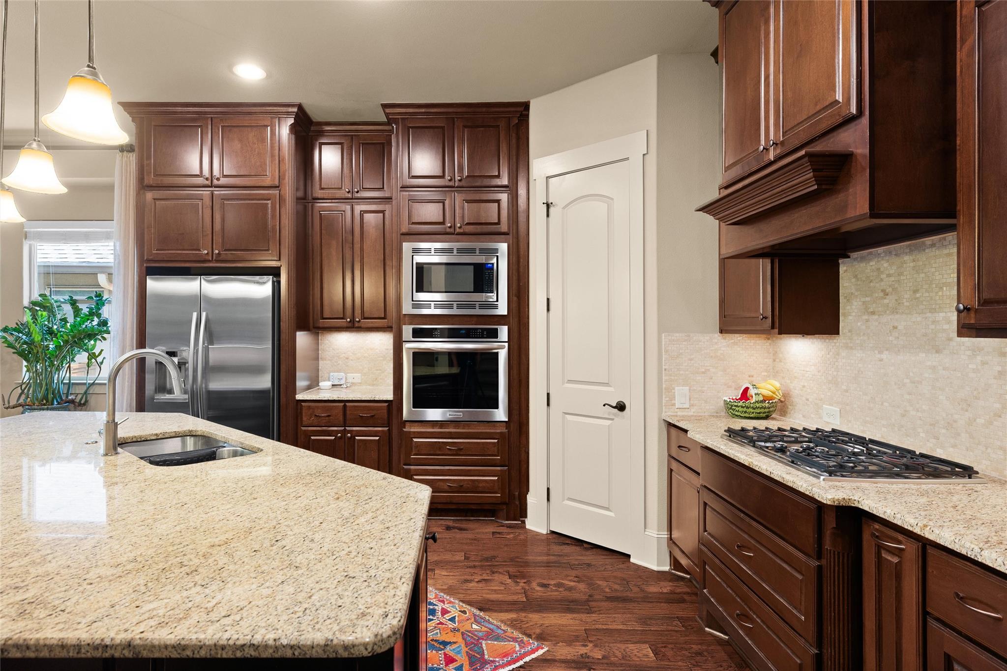 8512 Etienne Cv, Austin, TX 78759