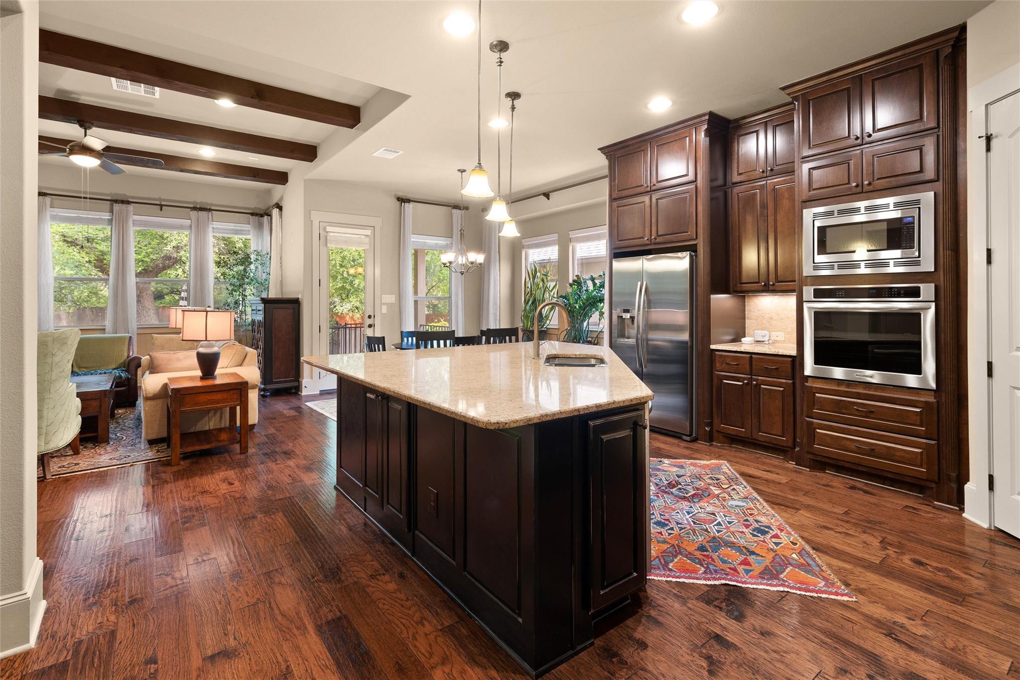 8512 Etienne Cv, Austin, TX 78759