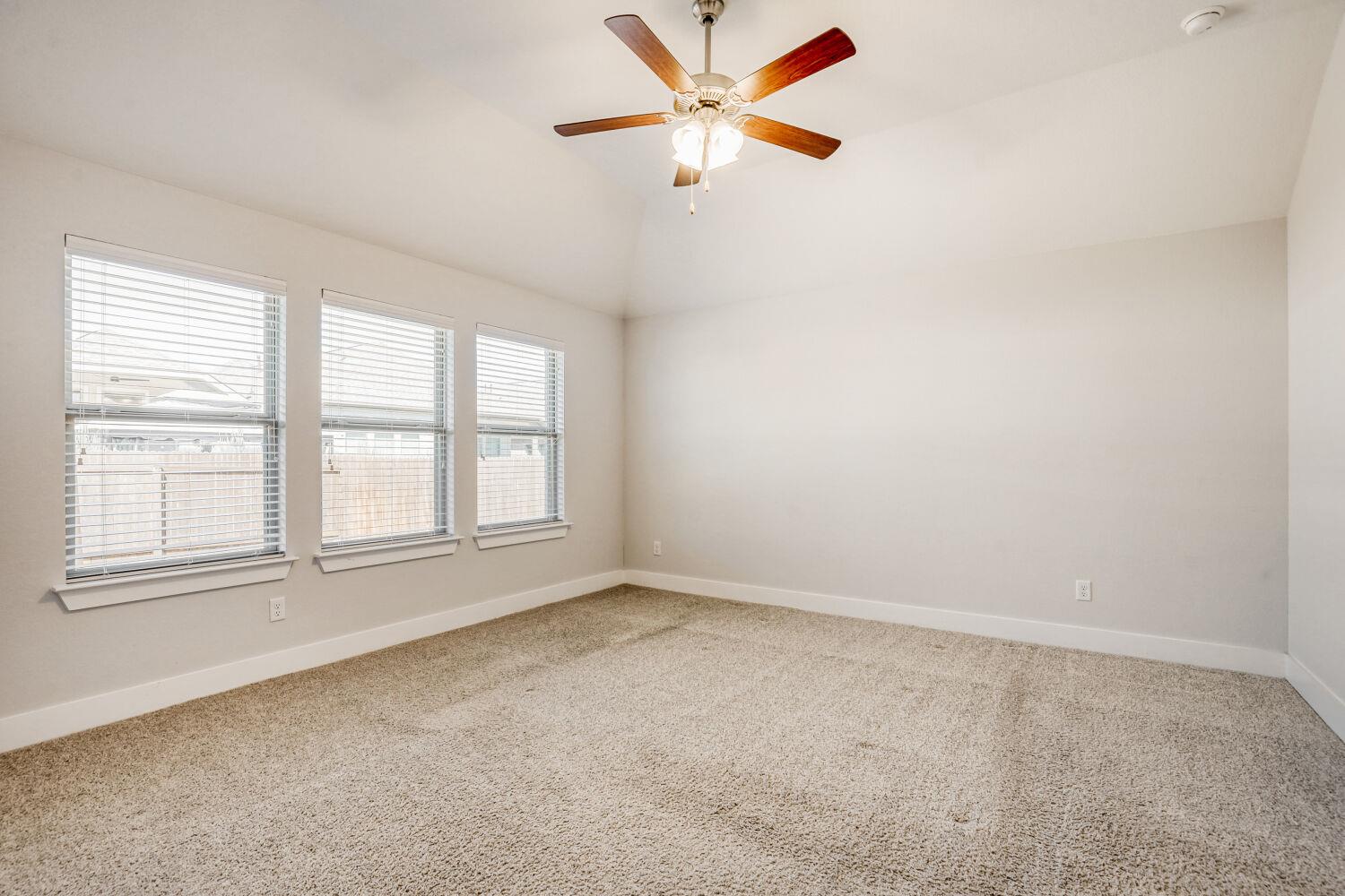 121 University Lands Dr, Liberty Hill, TX 78642