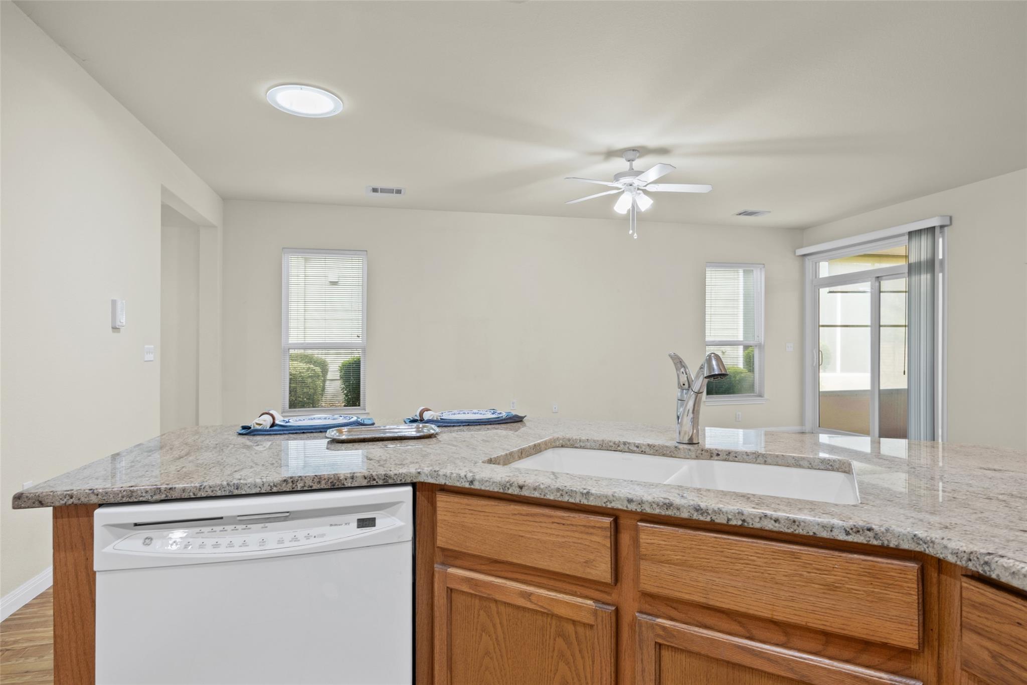 317 Essex Ln, Georgetown, TX 78633