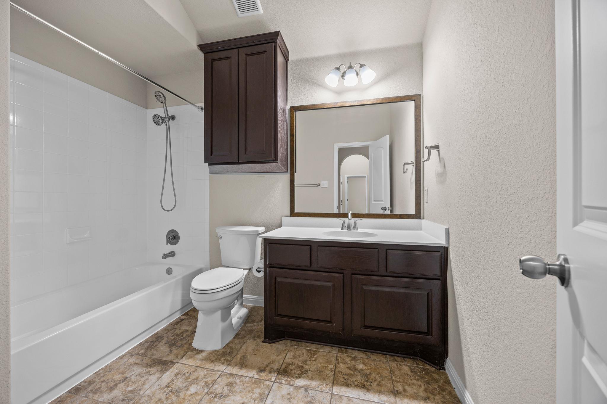 116 Kirkhill St, Hutto, TX 78634