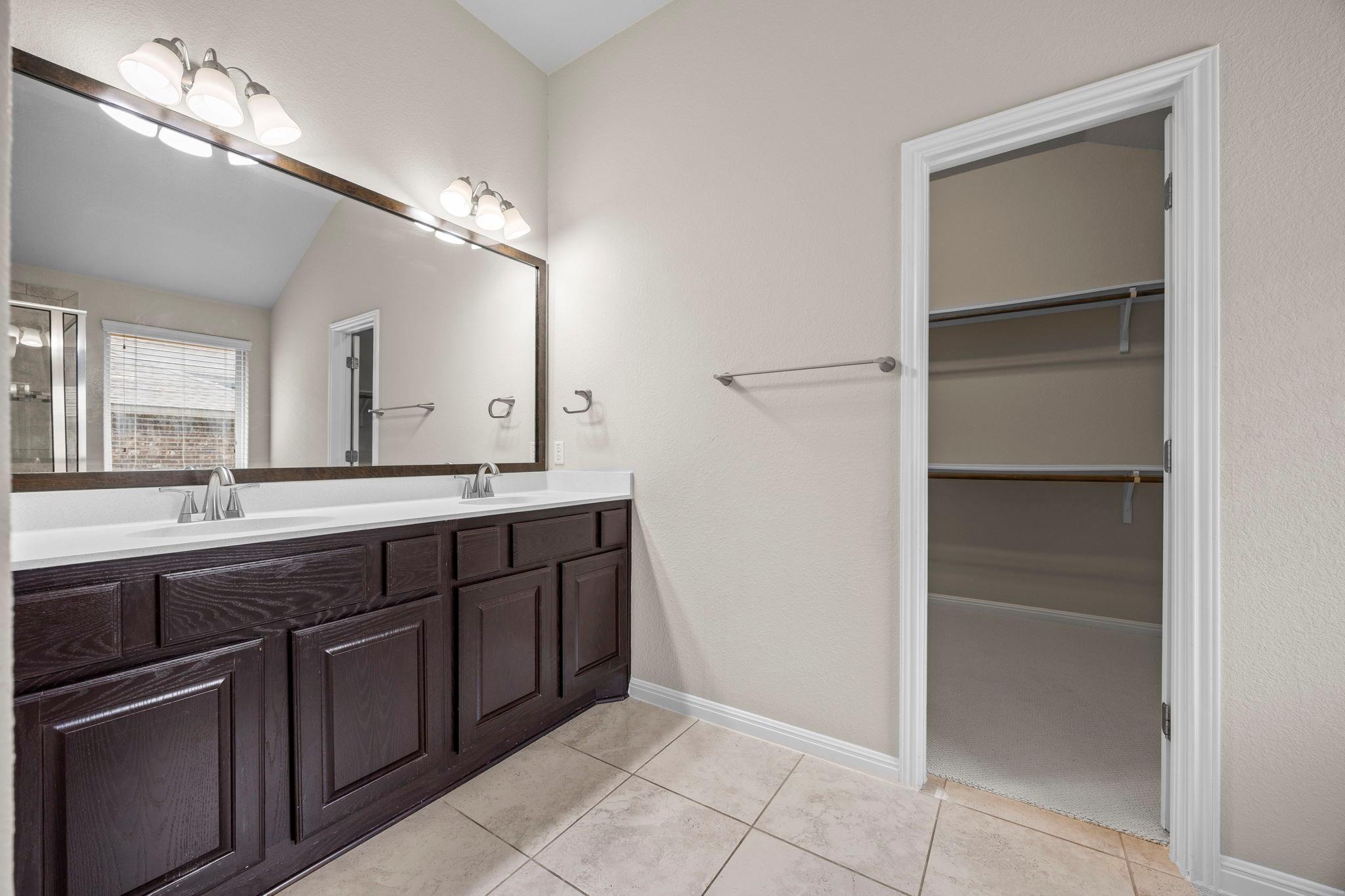 116 Kirkhill St, Hutto, TX 78634