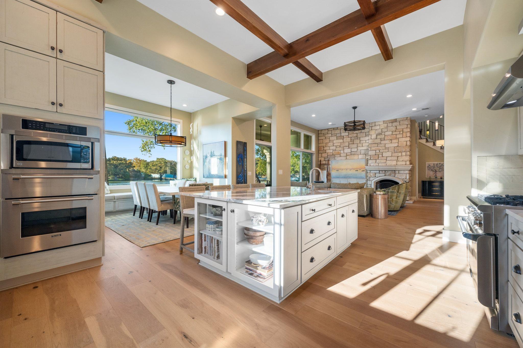 2706 Rivercrest Dr, Austin, TX 78746