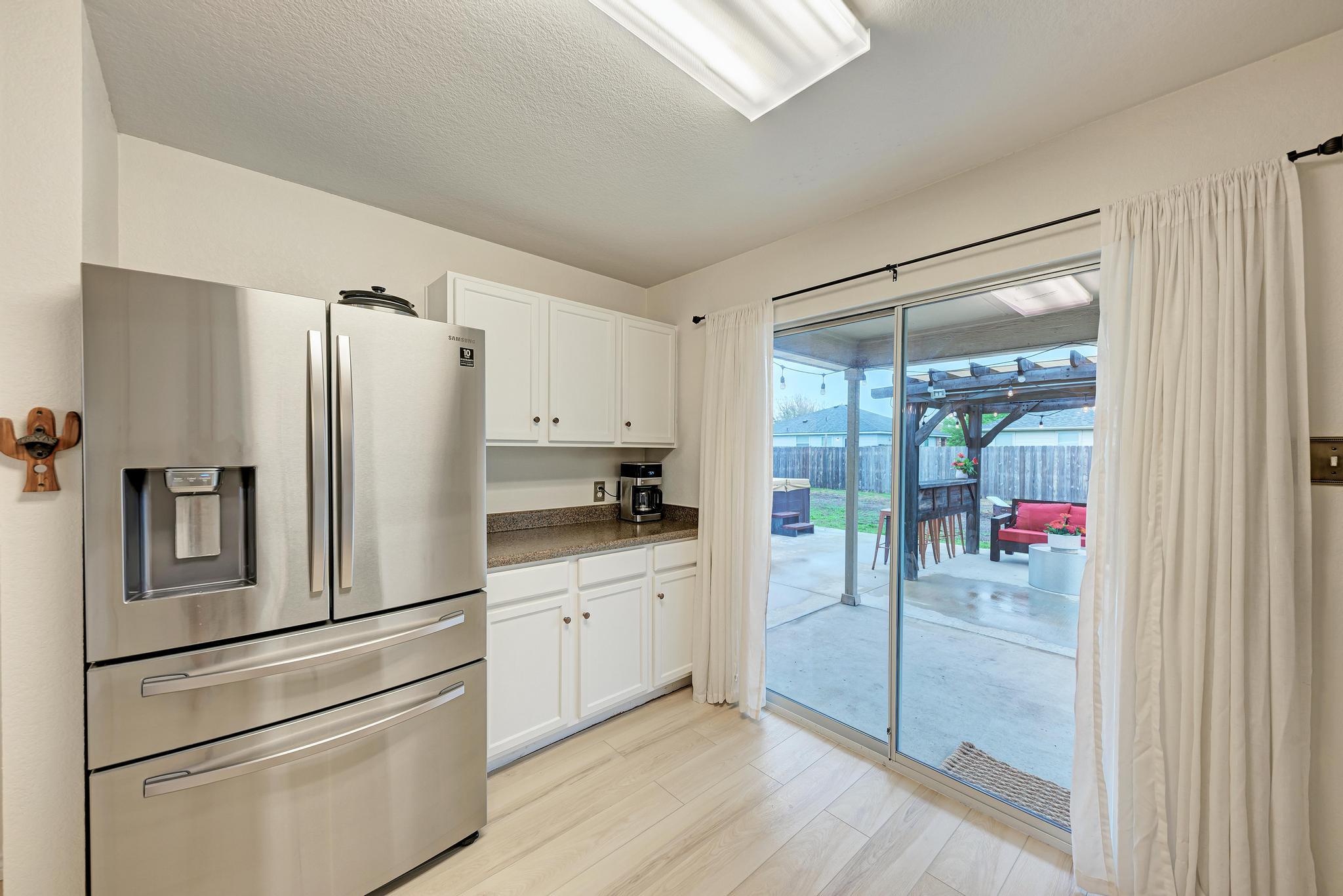 115 Camellia Dr, Hutto, TX 78634