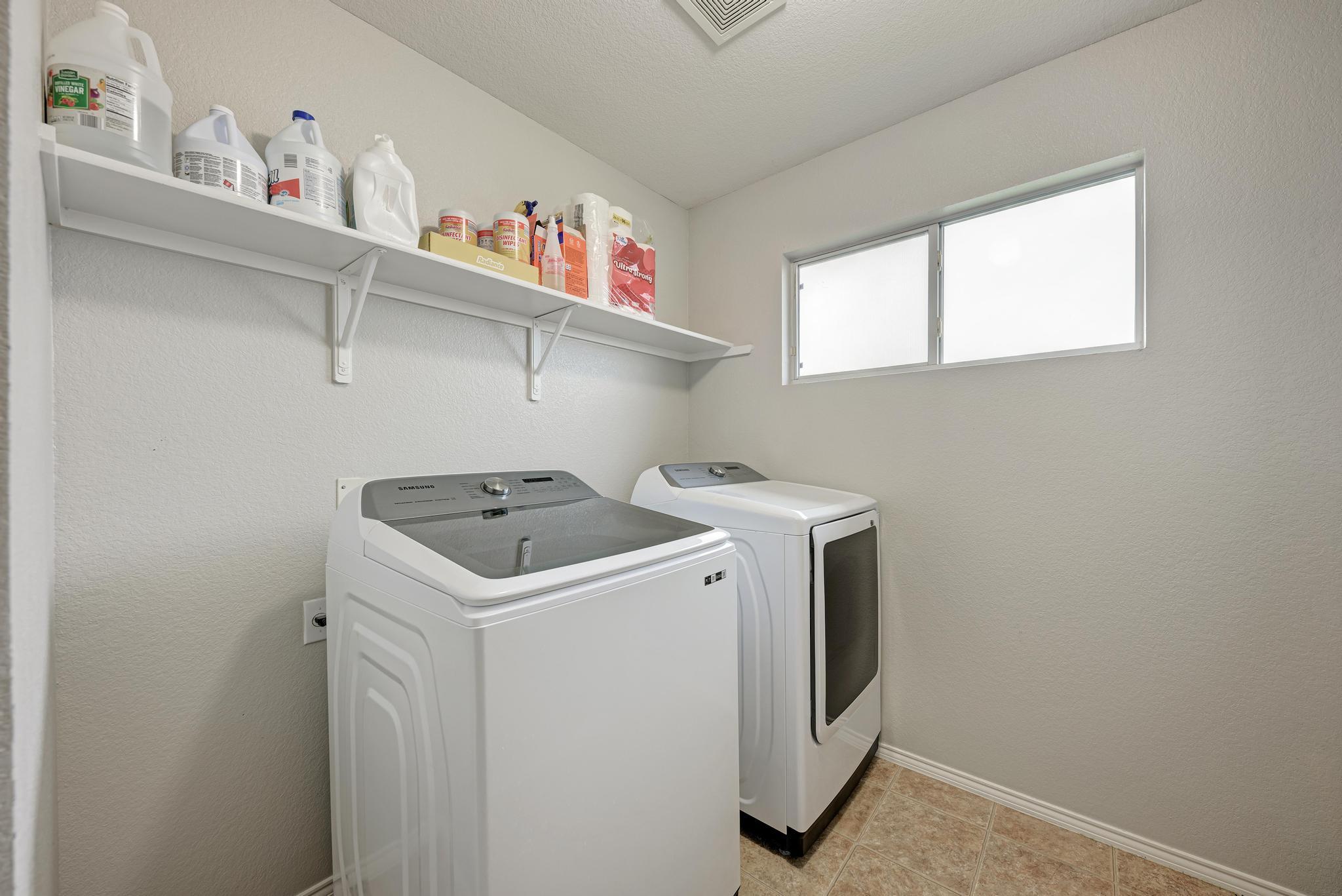 115 Camellia Dr, Hutto, TX 78634