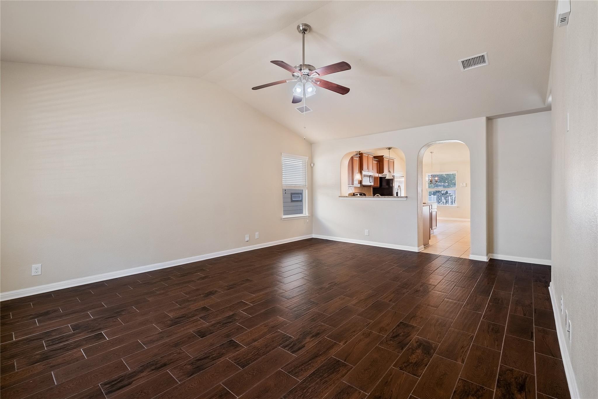 708 Niobrara River Dr, Pflugerville, TX 78660