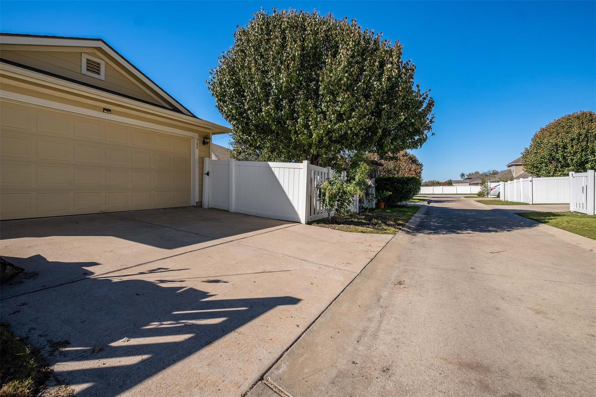 708 Niobrara River Dr, Pflugerville, TX 78660