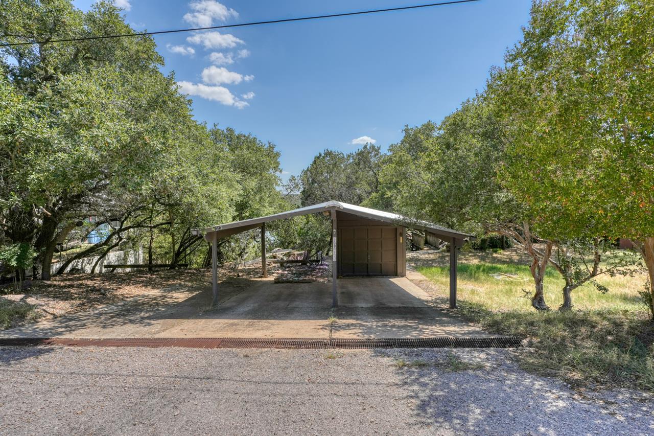 1013 Council St, Burnet, TX 78611