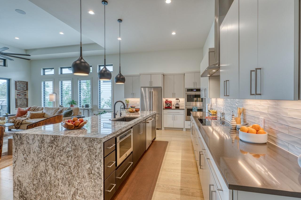 202 Azalea Loop, Horseshoe Bay, TX 78657