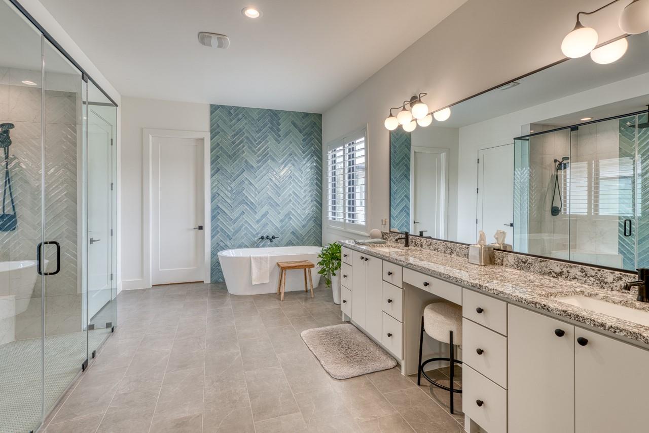 202 Azalea Loop, Horseshoe Bay, TX 78657