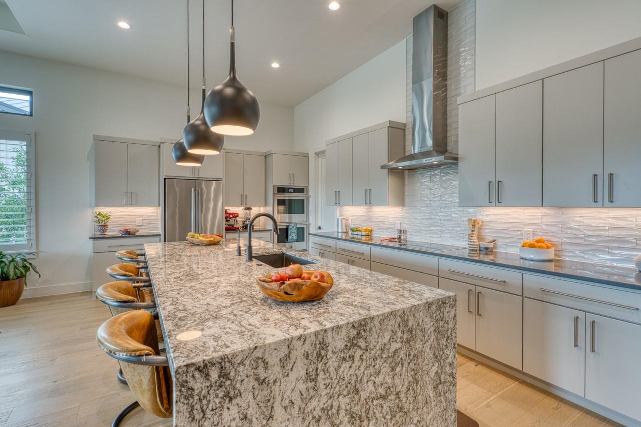 202 Azalea Loop, Horseshoe Bay, TX 78657