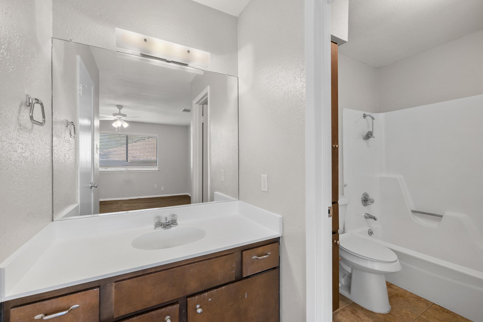 1101 Huntridge Dr, Austin, TX 78758