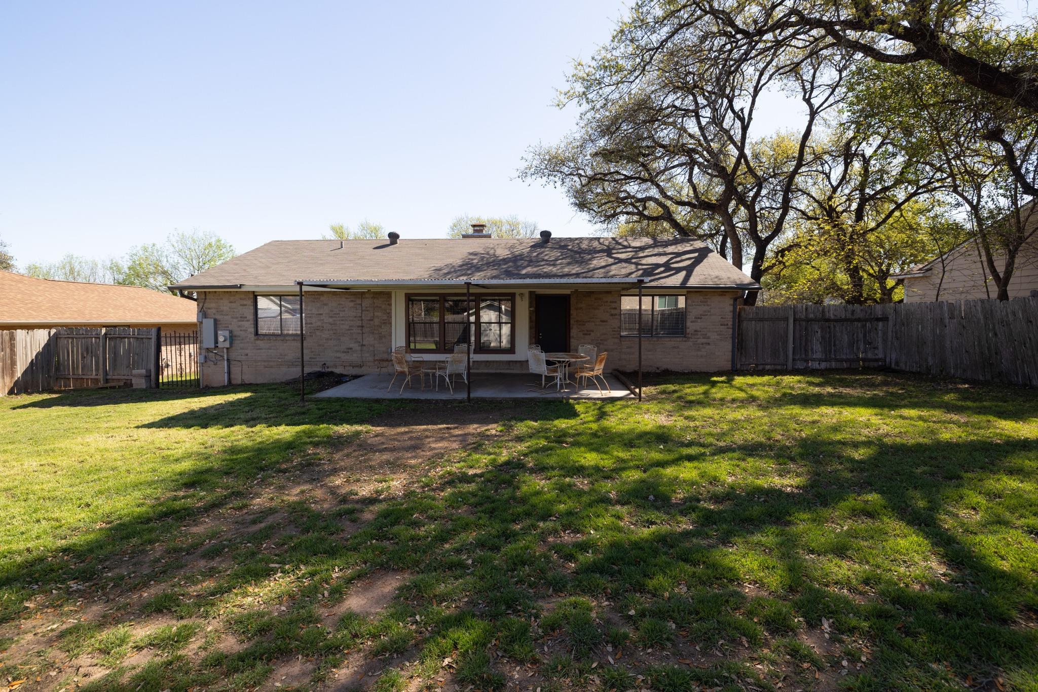 1101 Huntridge Dr, Austin, TX 78758