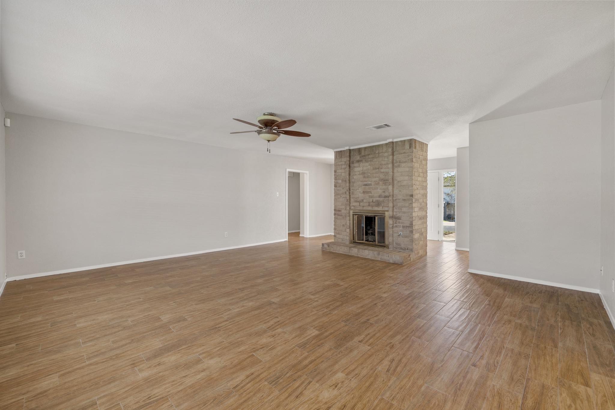 1101 Huntridge Dr, Austin, TX 78758