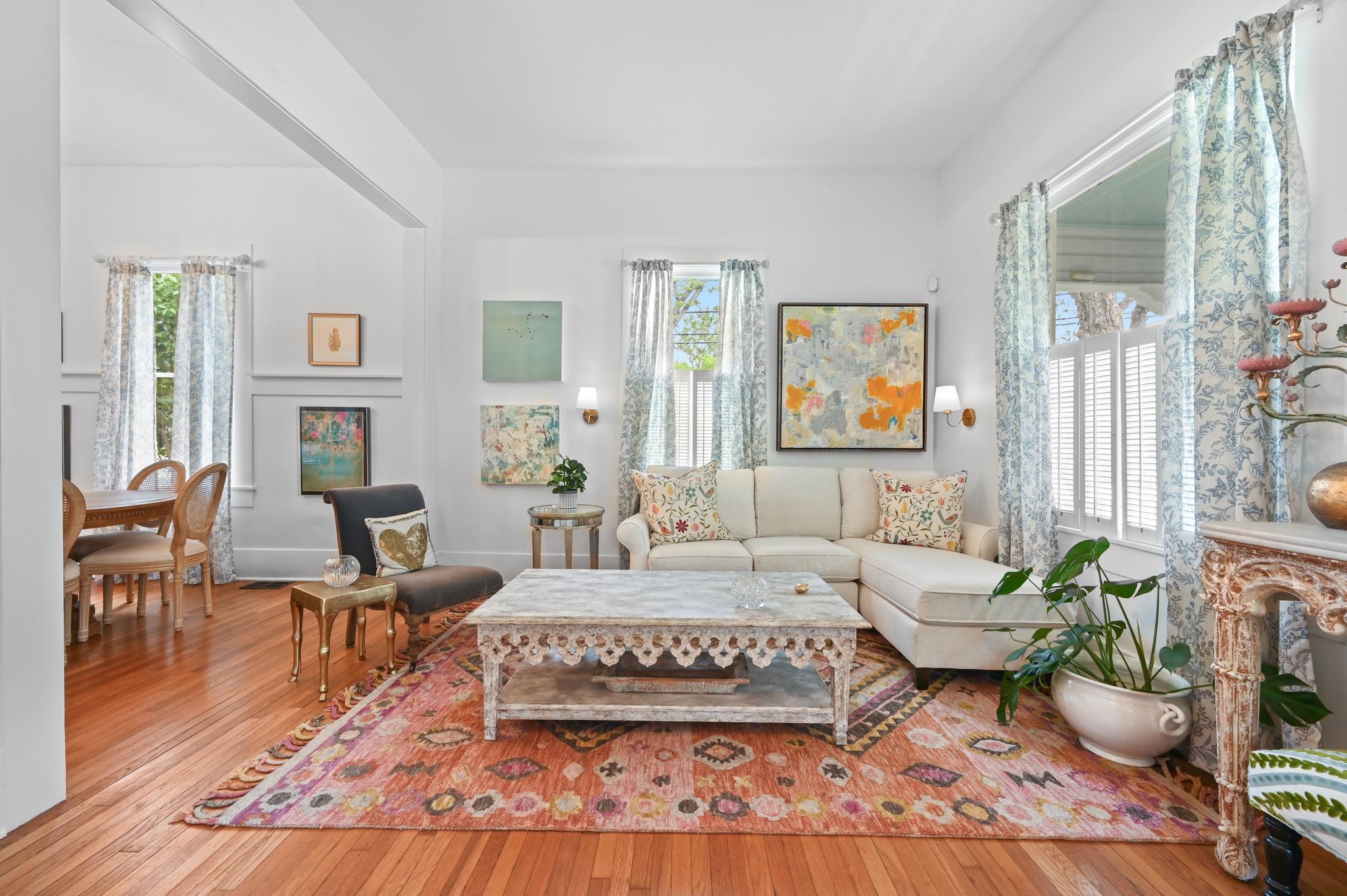 221 N Johnson Ave, San Marcos, TX 78666