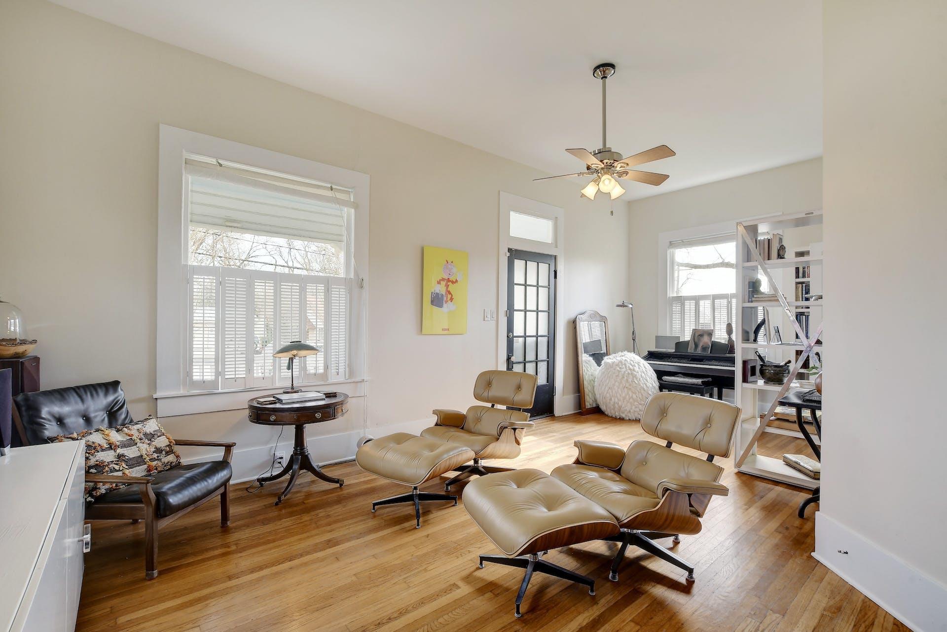 221 N Johnson Ave, San Marcos, TX 78666