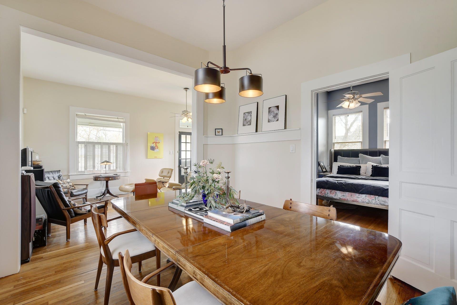 221 N Johnson Ave, San Marcos, TX 78666