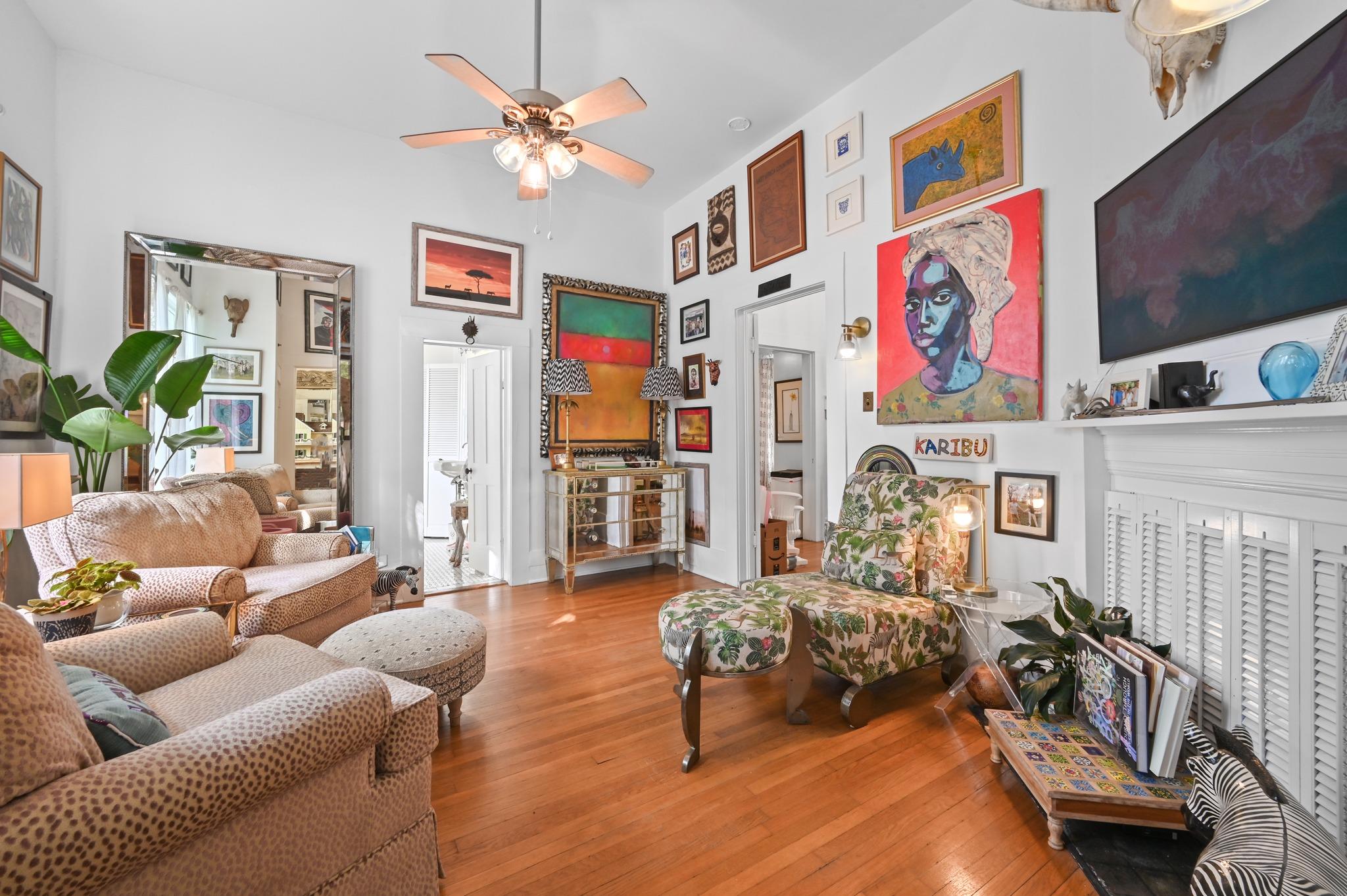 221 N Johnson Ave, San Marcos, TX 78666