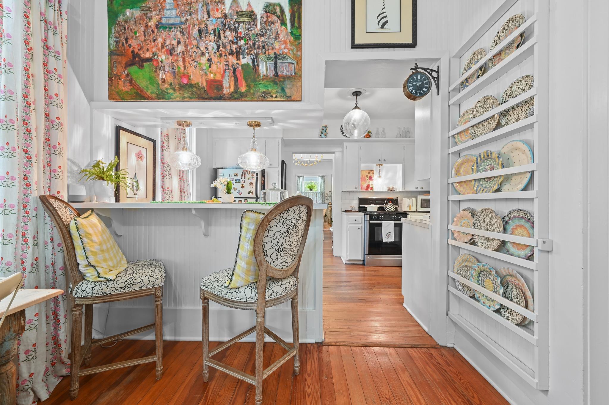 221 N Johnson Ave, San Marcos, TX 78666