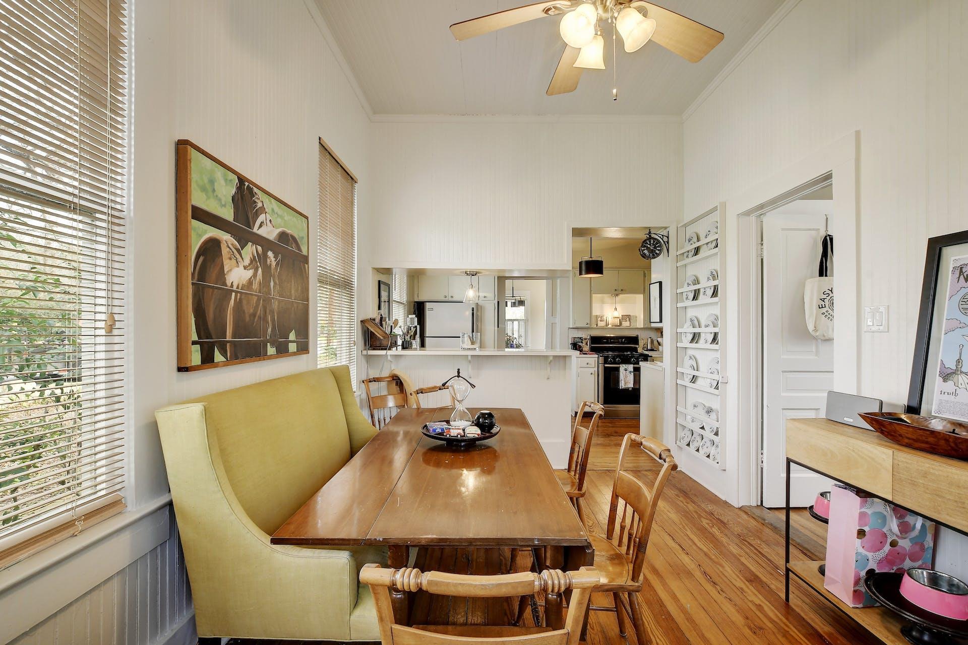 221 N Johnson Ave, San Marcos, TX 78666