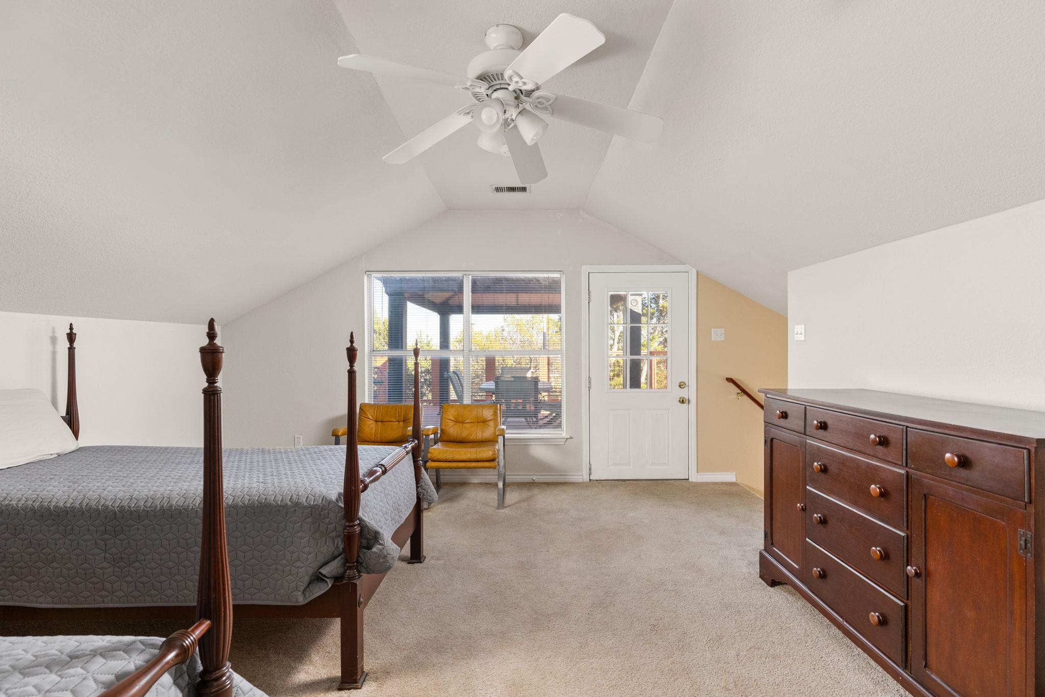 2706 Tradewind Dr, Spicewood, TX 78669