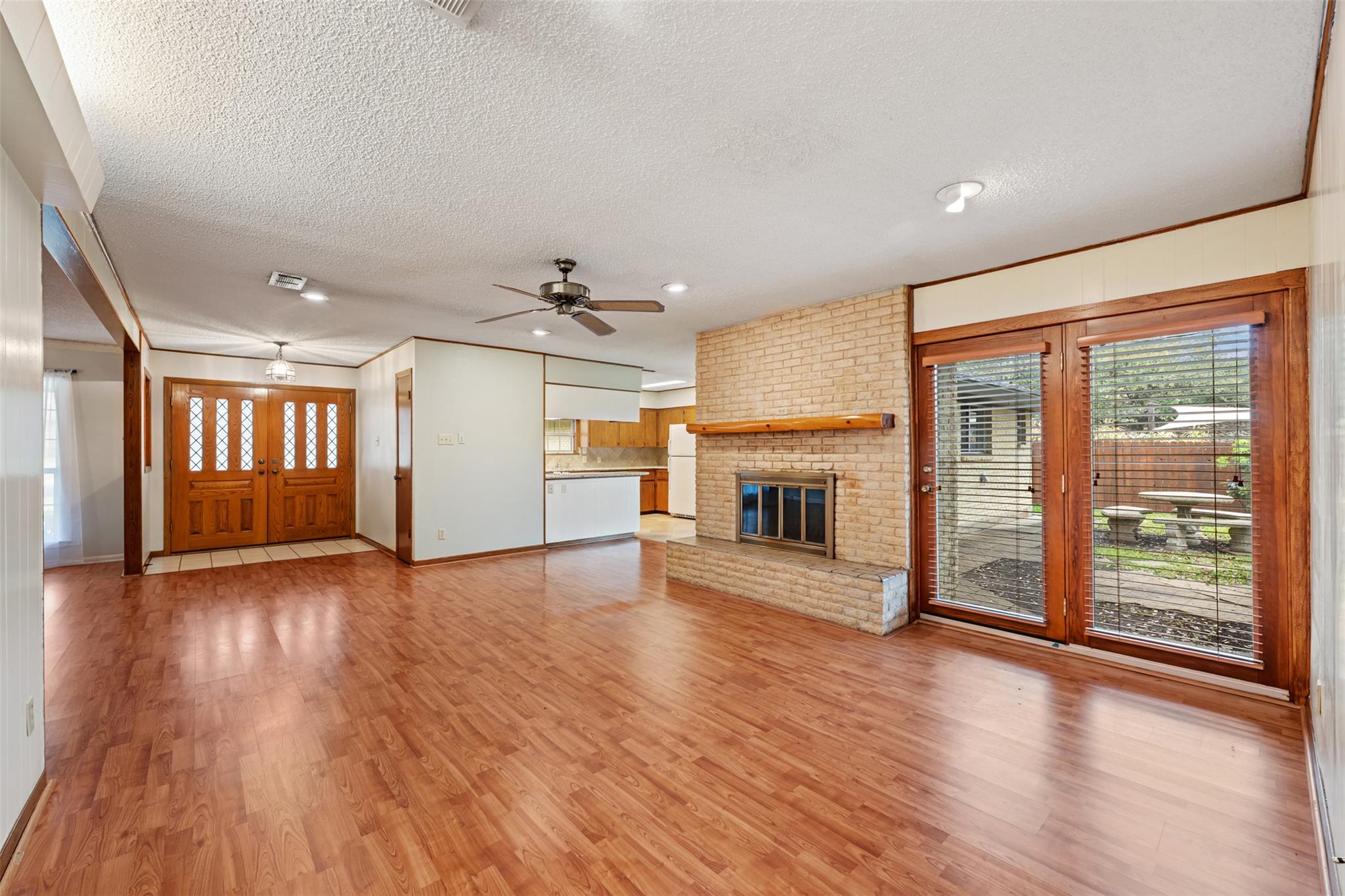 8709 Honeysuckle Trl, Austin, TX 78759