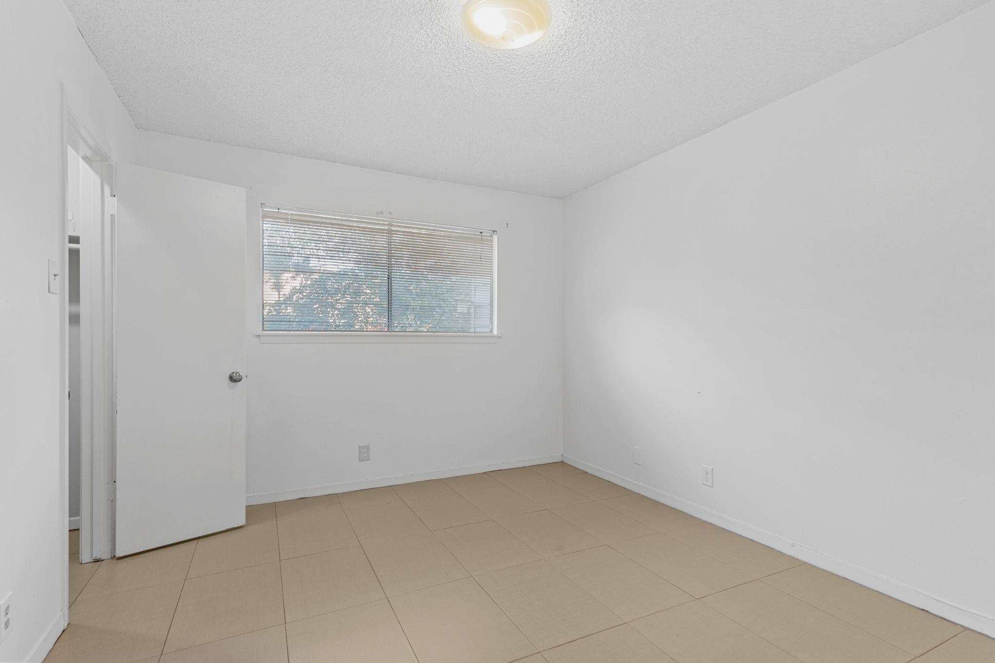 1907 Fairlawn Ln # 2, Austin, TX 78704