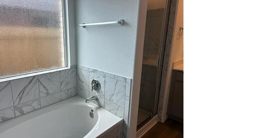 607 Water Way Ave, Hutto, TX 78634