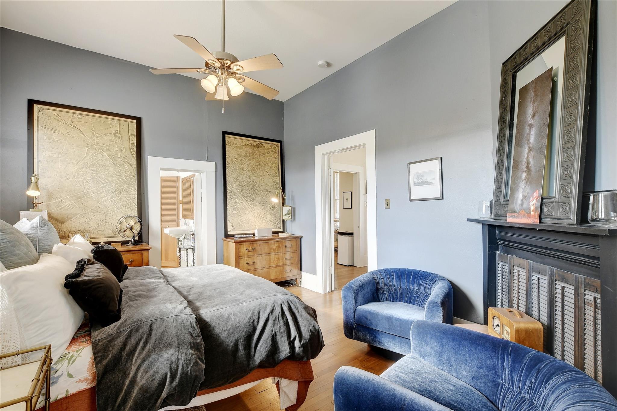 221 N Johnson Ave, San Marcos, TX 78666