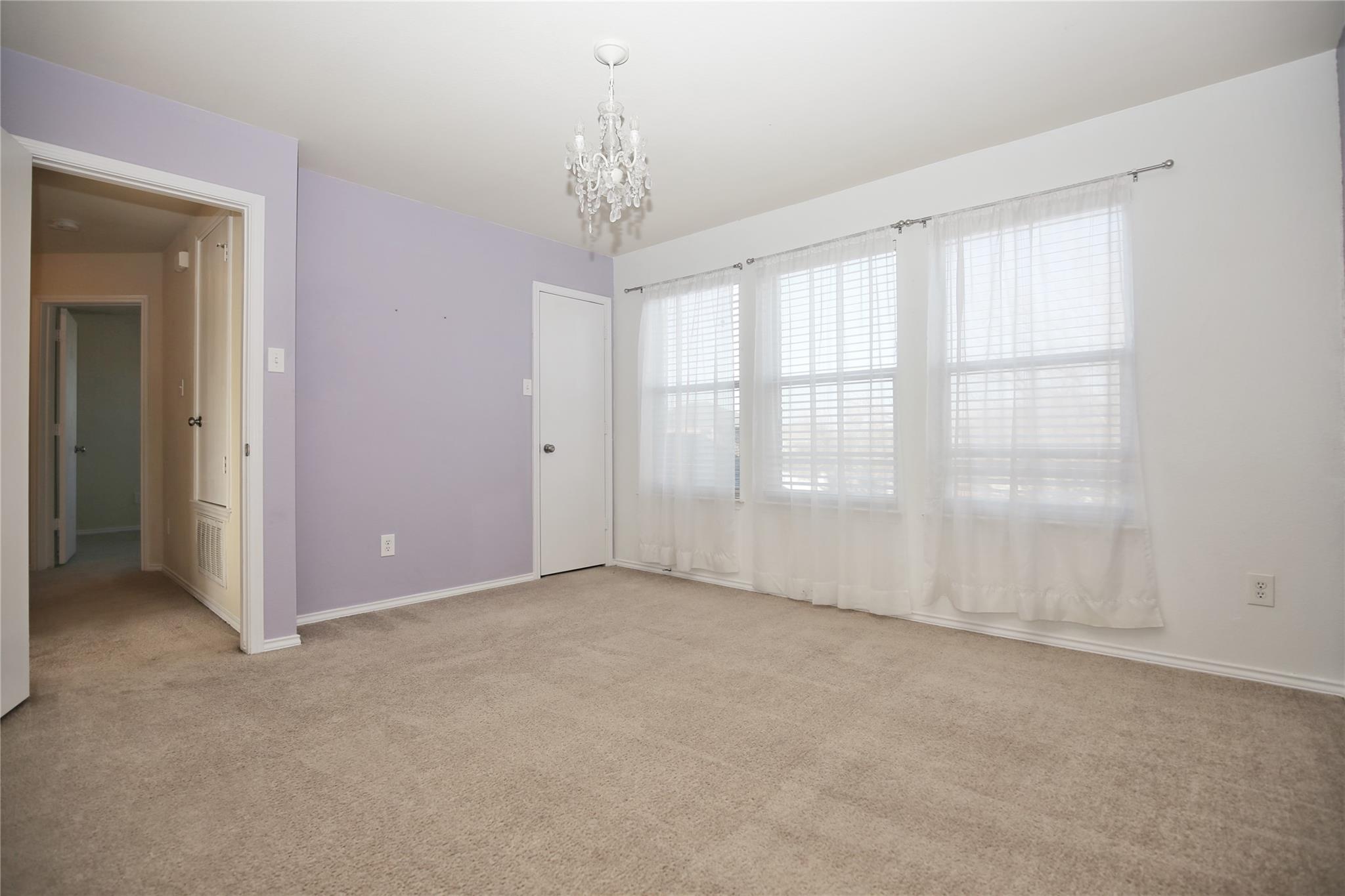 213 Rim Rock Dr, Leander, TX 78641