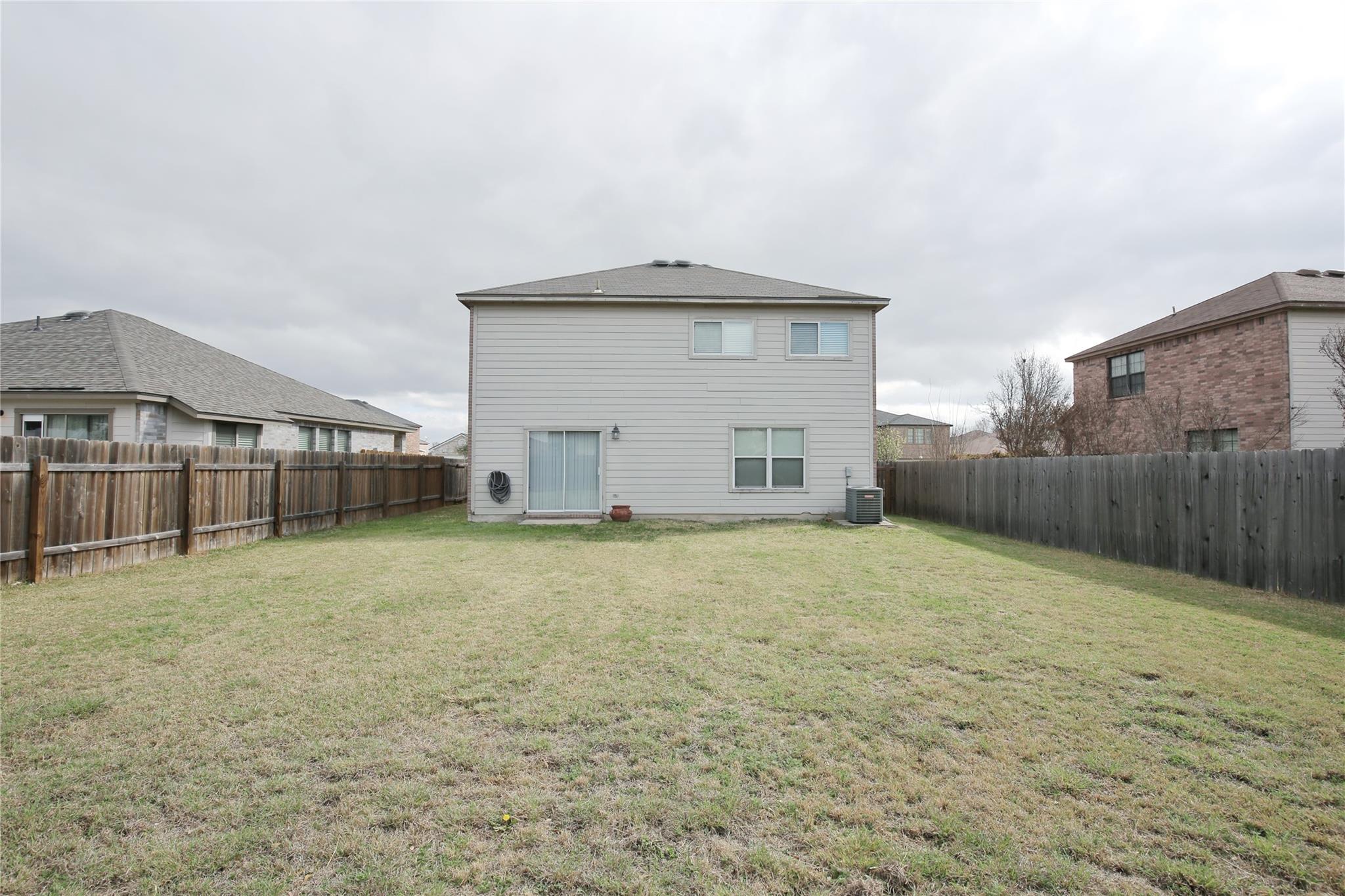 213 Rim Rock Dr, Leander, TX 78641