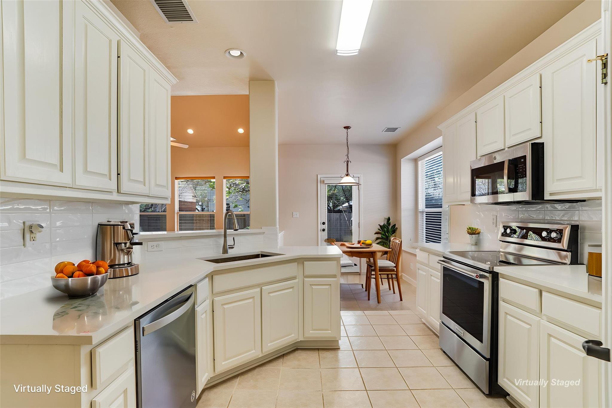 2207 Clover Ridge Dr, Cedar Park, TX 78613