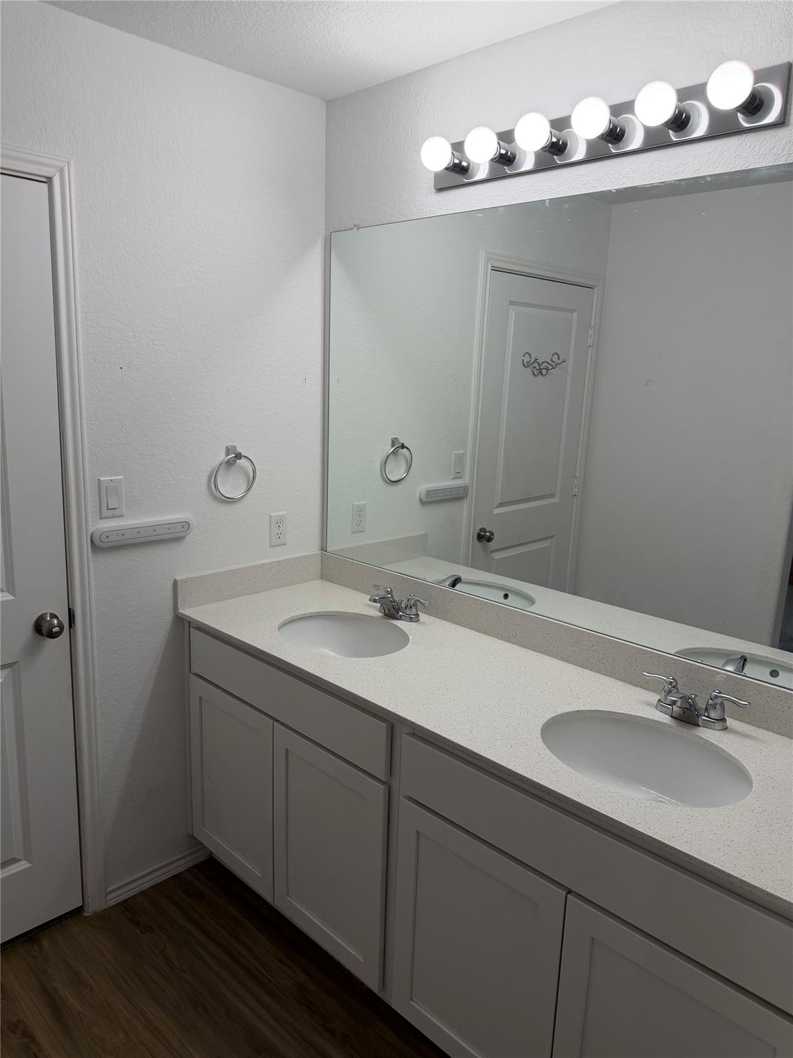 108 Esparza Dr, Bastrop, TX 78602