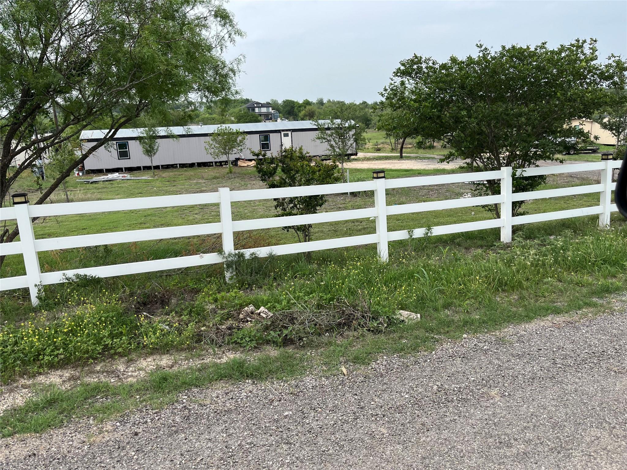 271 Cottonwood Trl, Maxwell, TX 78656