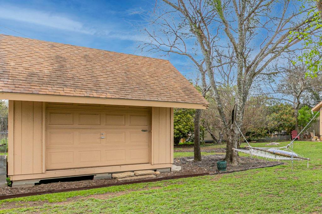 302 S Mount Rushmore Dr, Cedar Park, TX 78613